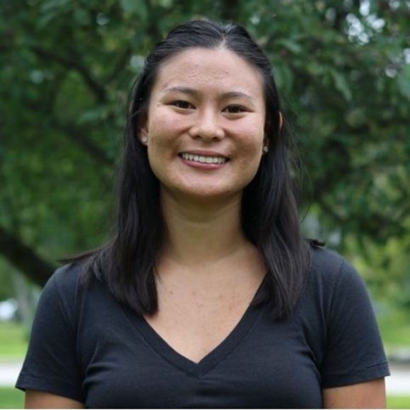 Meet your Posher, Julie - Picture 1 of 1